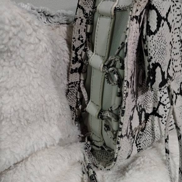 Hang bags 6126 - Picture 10 of 15